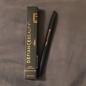 DEFIANCE BEAUTY Infinity Liquid Eyeliner in Enigma*NEW*